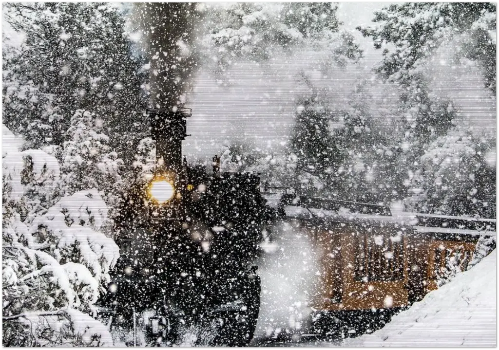 Durango Snow Engine (Vertical, 20x20 cm / 8x8″)